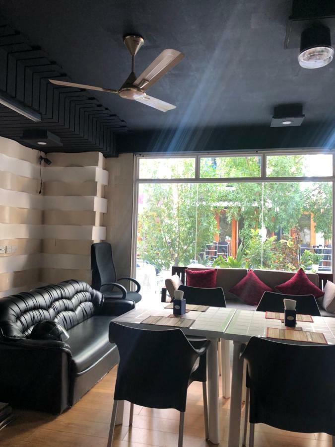 Beach Arena Inn Hulhumale Kültér fotó